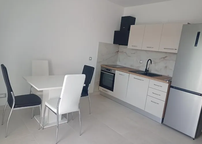 Sunshine 아파트 *